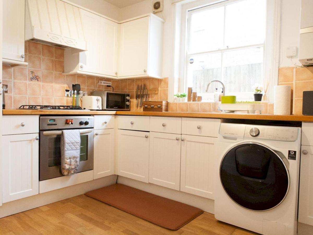 Pass The Keys Garden Apartment In Stockwell 런던 외부 사진