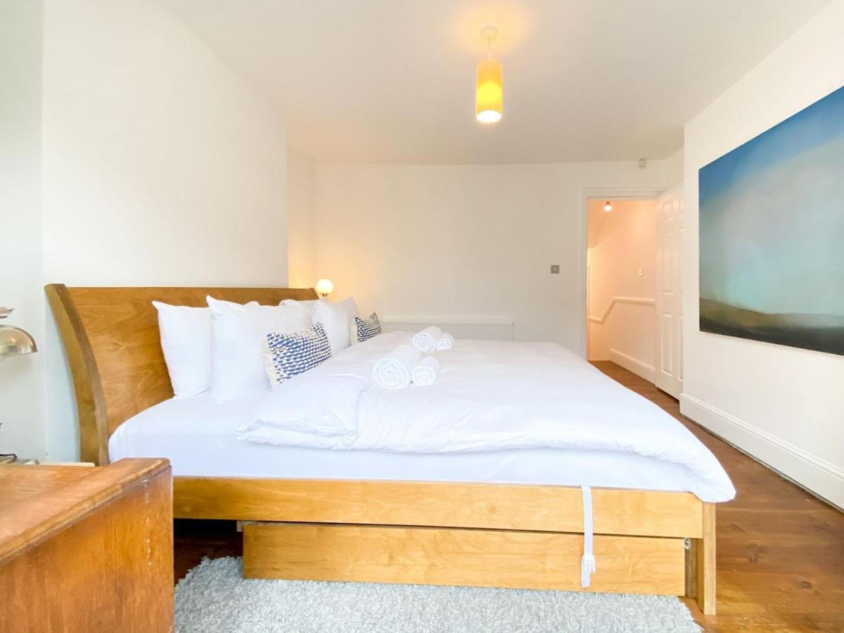 Pass The Keys Garden Apartment In Stockwell 런던 외부 사진
