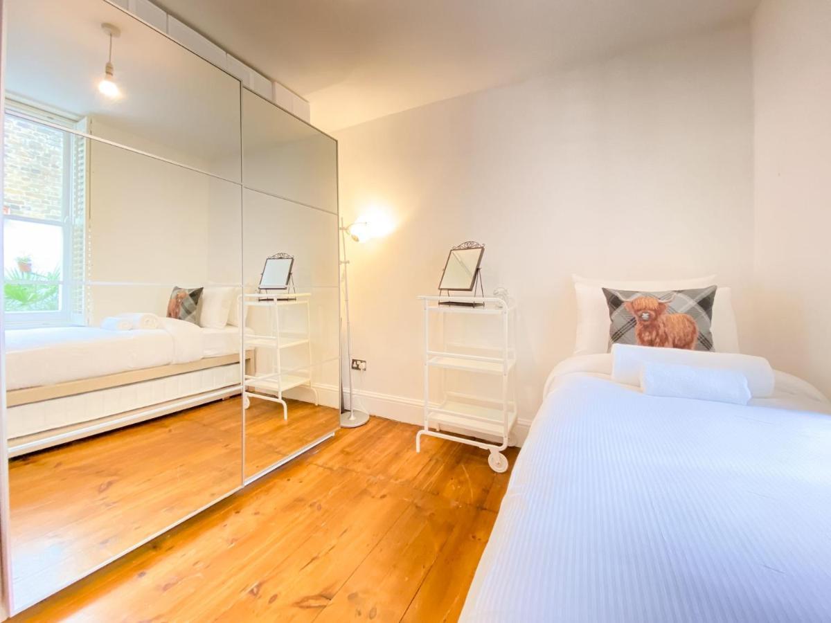 Pass The Keys Garden Apartment In Stockwell 런던 외부 사진