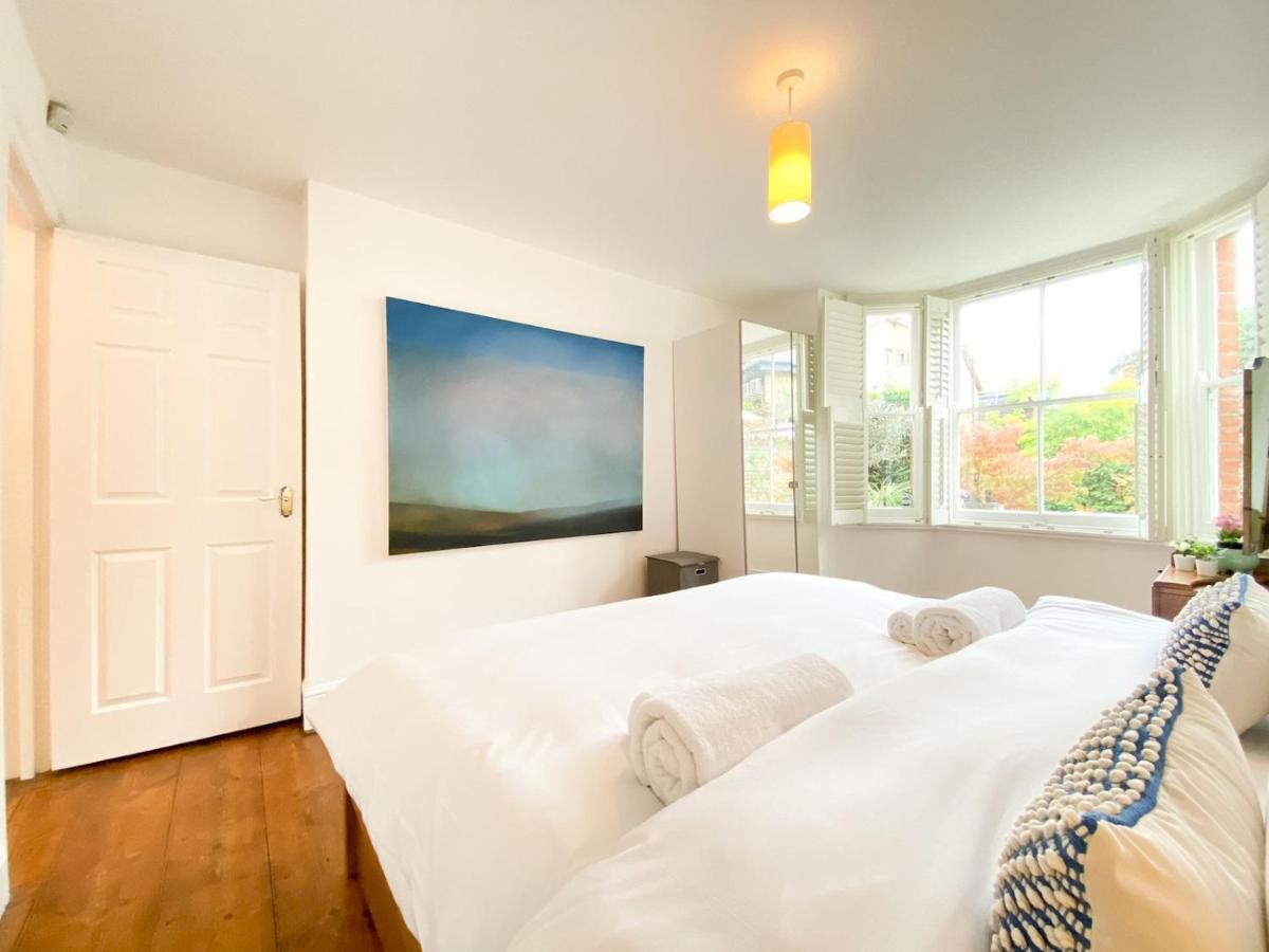Pass The Keys Garden Apartment In Stockwell 런던 외부 사진