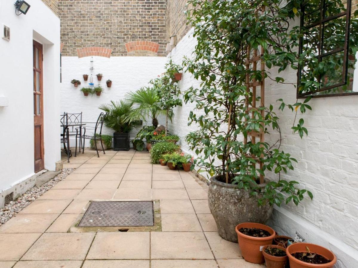 Pass The Keys Garden Apartment In Stockwell 런던 외부 사진