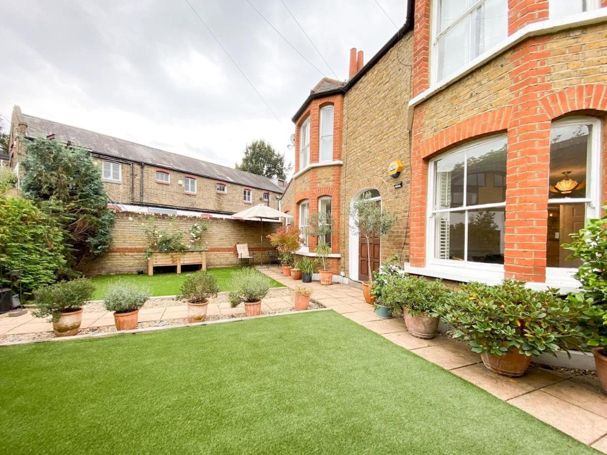 Pass The Keys Garden Apartment In Stockwell 런던 외부 사진