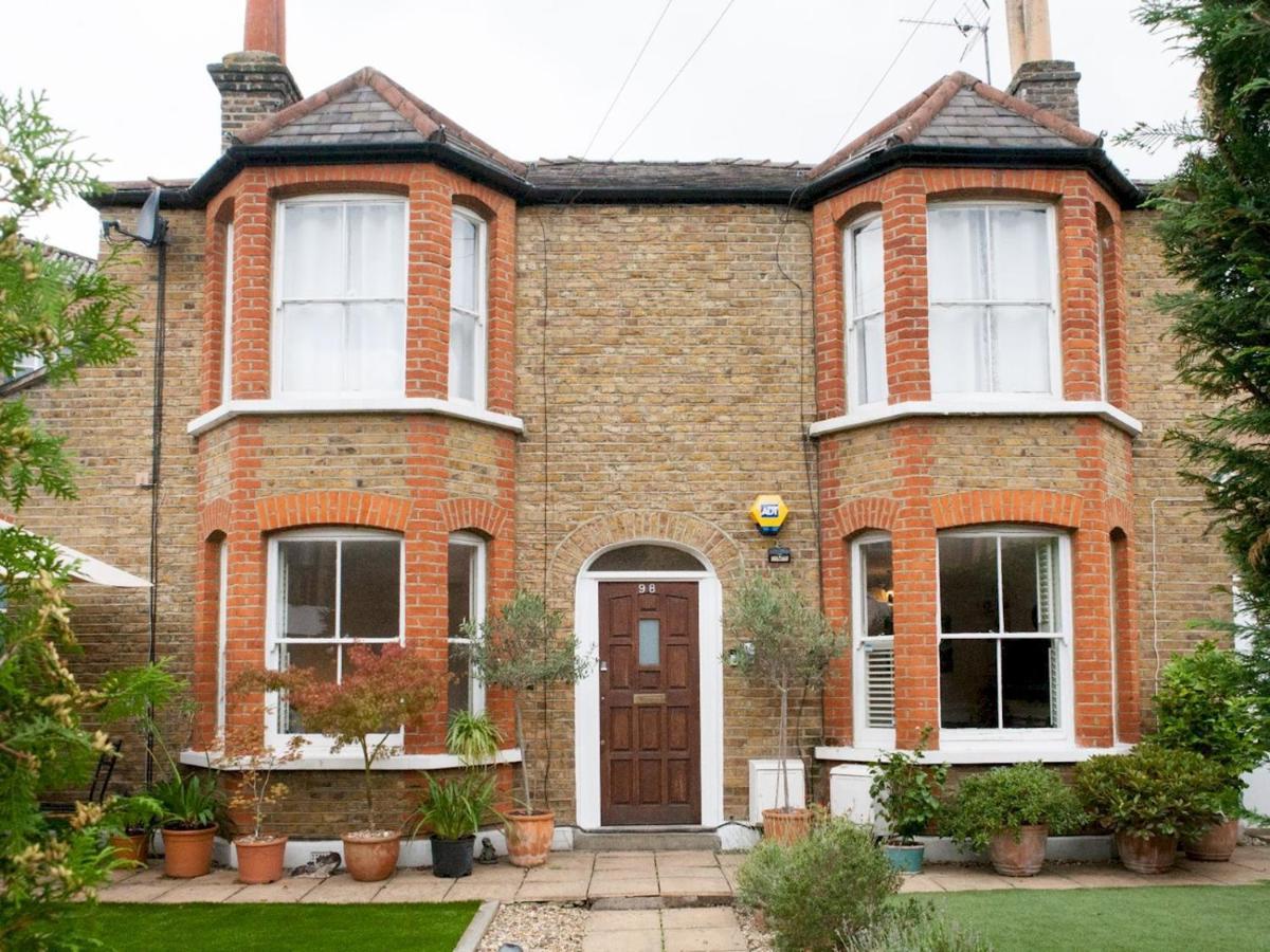 Pass The Keys Garden Apartment In Stockwell 런던 외부 사진
