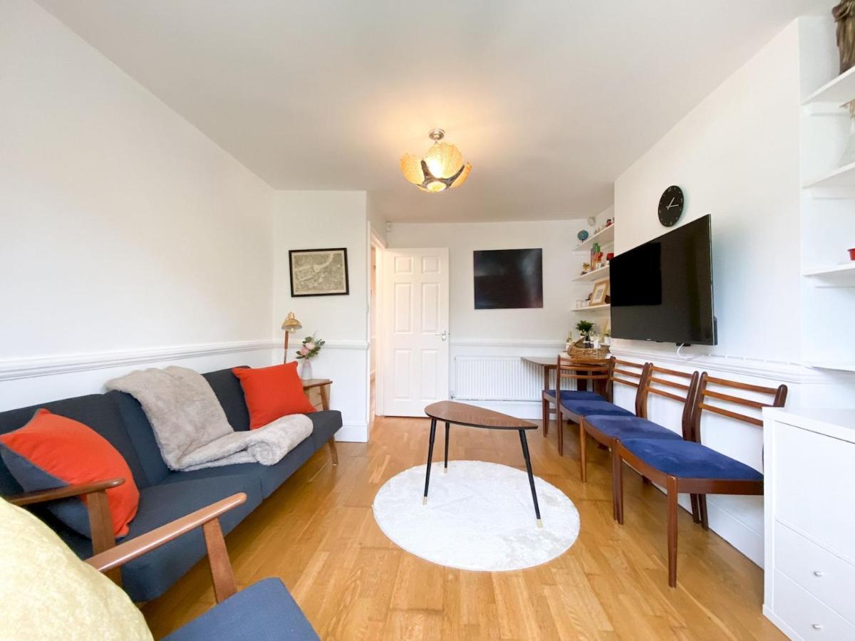 Pass The Keys Garden Apartment In Stockwell 런던 외부 사진
