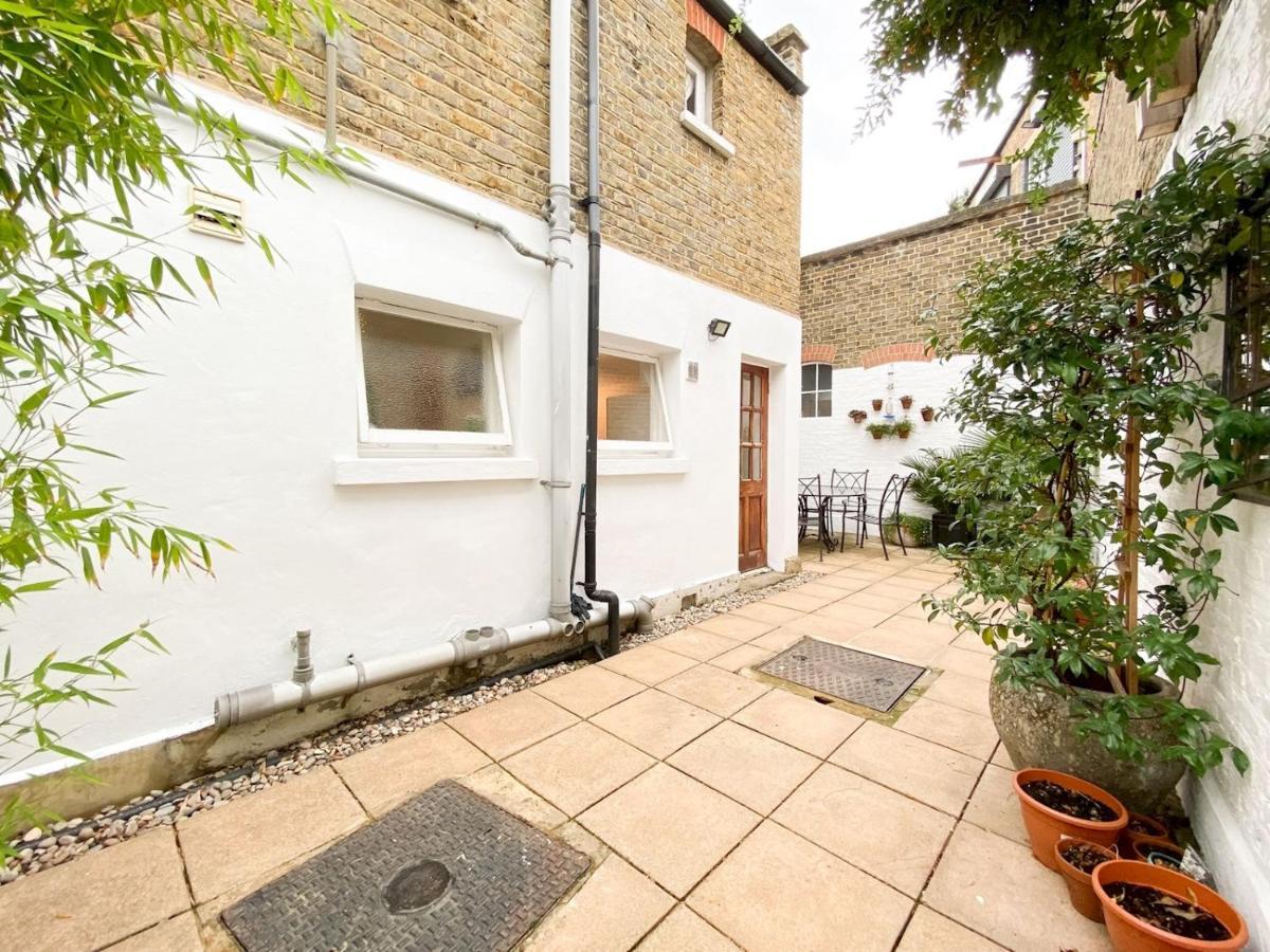 Pass The Keys Garden Apartment In Stockwell 런던 외부 사진